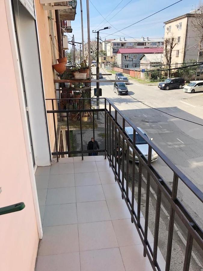 1 Квартира Люкс У Моря Szuhumi Kültér fotó